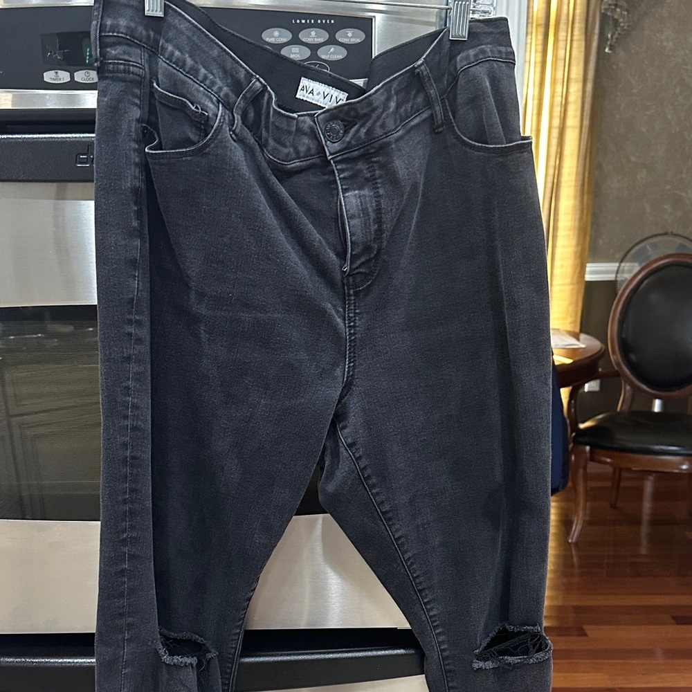 Women’s black jeans